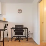 Studio Avec Terrasse Vue Jardin