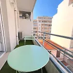 Joli Studio - Studio Neuf Terrasse Clim Wi-Fi 2 Min. Des Plages