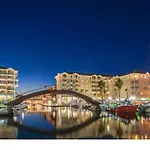 Grande Terrasse Coeur Port Frejus 5 Pers