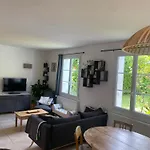Maison Calme Avec Piscine Proche De Bordeaux