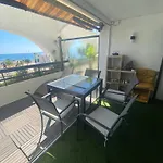 Aux Terrasses De La Mer