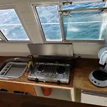 Bateau Logement Catamaran Aventure - Dormez Sur L'Eau