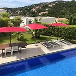 Grande Villa 350 M2, Piscine Chauffee Vue Mer Et Collines, Cavalaire Sur Mer, 10 Personnes