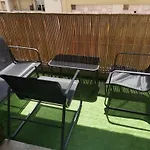 The Nice - 3 Rooms, 3Air Cond, 3Tv, 3Fans, 2 Wc, Wifi Everywhere 5Min Aeroport, Train, Beach, 1Min Tram, 15 Min Centre, Port, Parking Possible