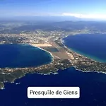 Nid Douillet Vue Mer Hyeres