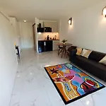 Residence Bord De Mer, Cannes Midi, Acces Direct A La Plage