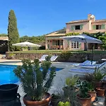 Villa Avec Piscine Privee Sur Jardin Clos De 3000M2