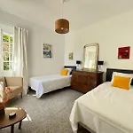 Villa Provencale Avec Vue Mer, Proche Centre Ville Et Plages.