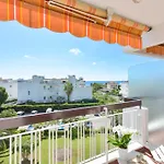 Luxury 1-Br Apartment Sea View Parking