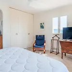 2 Bedroom Awesome Home In Les Issambres