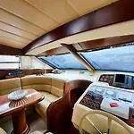 Yacht Exceptionnel - Vieux Port De Cannes - 3 Chbr / 2 Sdb