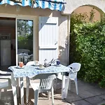 Maison Le Lavandou, 3 Pieces, 5 Personnes - Fr-1-251-265