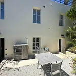Appartement Spacieux Et Moderne Avec Un Exterieur