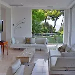 Eden Roc Luxurious Villa With Sea View & Huge Pool In Cap D'Antibes