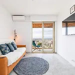 Elegant 2 Bed Apt With Pool In Juan Les Pins