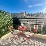 Charming Studio With Terrace