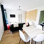 Studio De Charme, Wifi, Parking Privatif Prive, Clim, Proximite Polygone Riviera