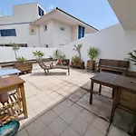 Appartement Avec Terrasse Tropezienne