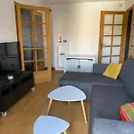 Appartement En Rez-De-Jardin De Villa