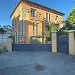 T3 Dans Une Villa Pres De La Mer