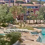 Les Restanques Vue Mer Bastide Rez Jardin 3021