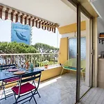 Studio Le Ponant By Interhome