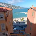 Duplex Vue Mer 50M De La Plage Des Sablettes