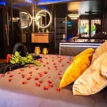 Romance Room & Love - Jacuzzi - Parking - Menton