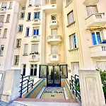 Charming Flat At Monaco'S Edge