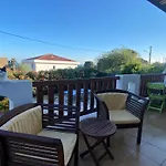 Villa Aux Amandiers Pour 6 Pers Pres De La Mer.