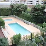 Appartement Centre Modern Terrasse Piscine Parking