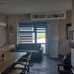 Appartement Le Rescator A Tamaris Vue Mer Exceptionnelle Climatise Residence Avec Piscine Et Parking