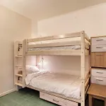 Stunning Apartment In Mandelieu-La-Napoule