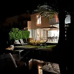 Grande Villa De 130 M2 Avec Spa Et Amarrage Prive 14X8M