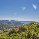 Vue Mer Dans Les Collines Cavalaire