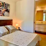 St Tropez T2 Central