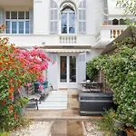 L'Annonciade-Calme-Terrasse-Parking