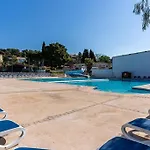 Appartement T3 A 400M De La Mer