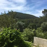 La Petite Maison, Mer Et Colline