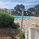 Domaine De Valescure