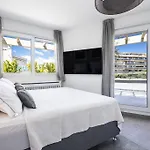Outstanding Rooftop Cannes 4 Bed Apt Sea Views