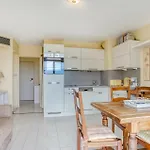 2 Bedroom Nice Apartment In Mandelieu-La-Napoule