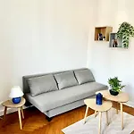 Modern Flat Near Sea And Center