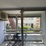 Superbe Studio Climatise Sur Le Port De Hyeres