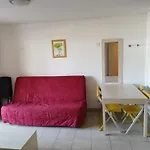 Appart Classe 3 Etoiles T2 Cabine 1-6 Pers Residence Avec Piscine - Parking