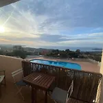 Studio Vue Mer Avec Piscine Milieu