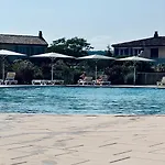 Studio Apartment - Domaine Du Golf Resort