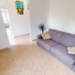 Charmant 2P Au 1Er Etage D'Une Maison Avec Jardin, A 5 Min Du Centre Et De La Mer - Fr-1-196-360