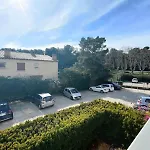 Saint-Mandrier-Sur-Mer Rsd Les Cometes