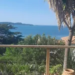 F3 Rdc Villa Vue Mer 180 Face A La Pointe De Giens